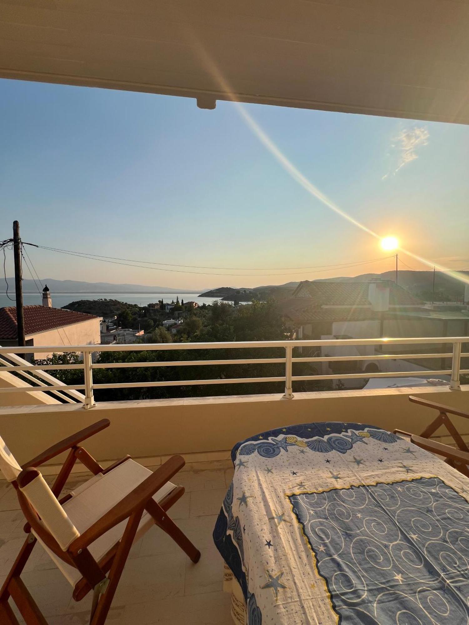 Aiolos Seaside Apartment Marathos  Esterno foto